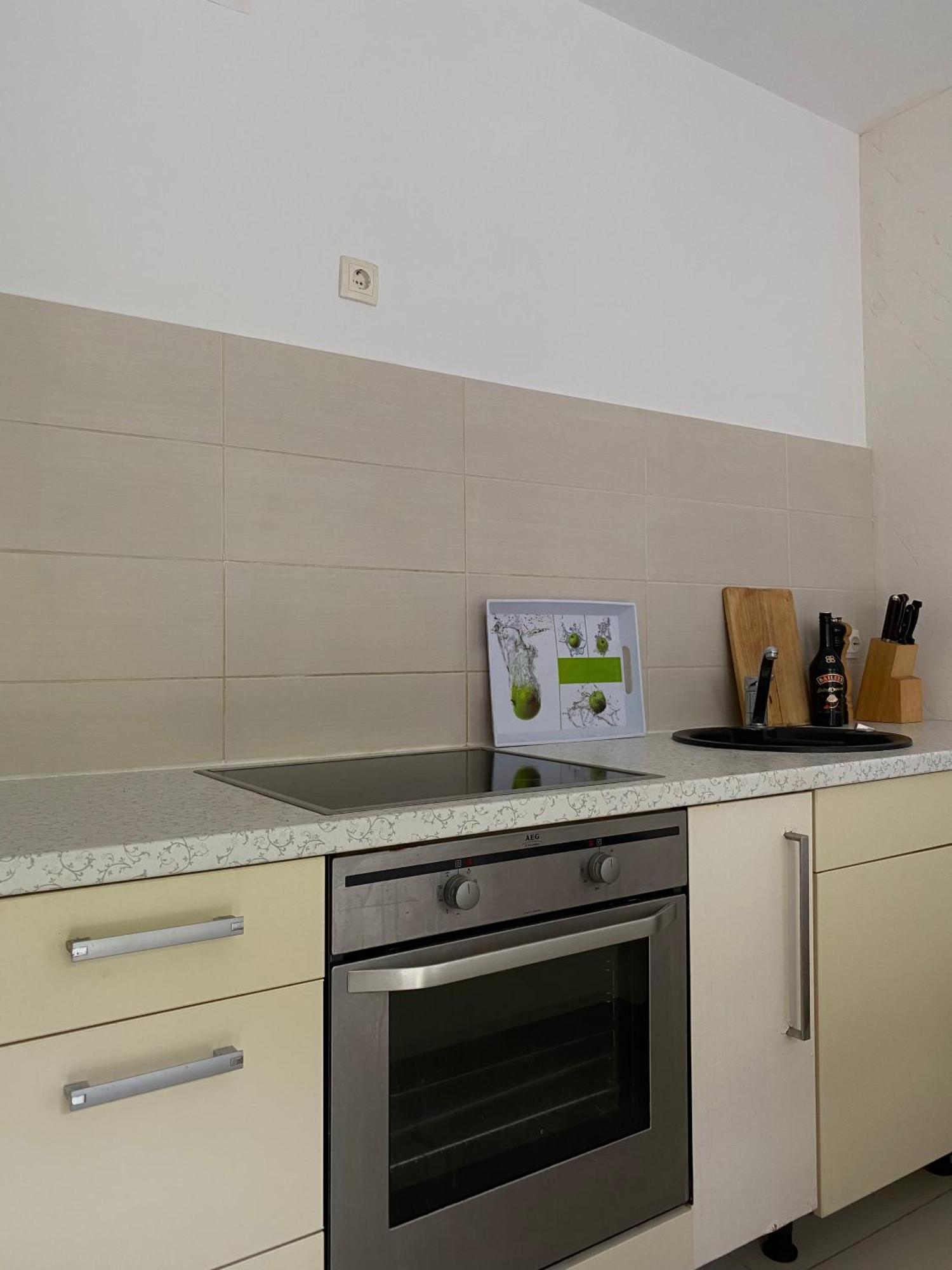 Apartment N&m *